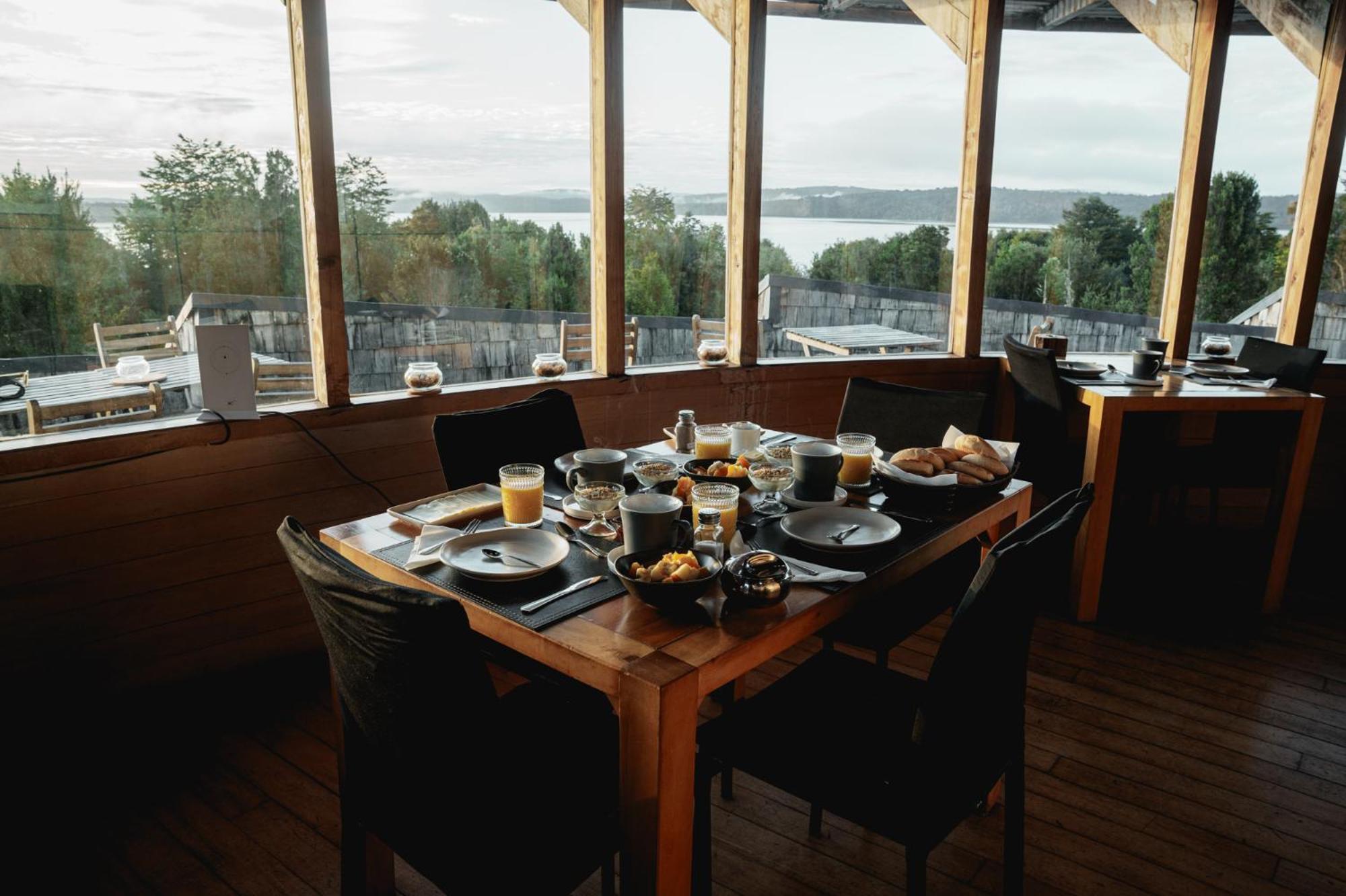 Lodge Parque Tepuhueico Кастро Екстериор снимка